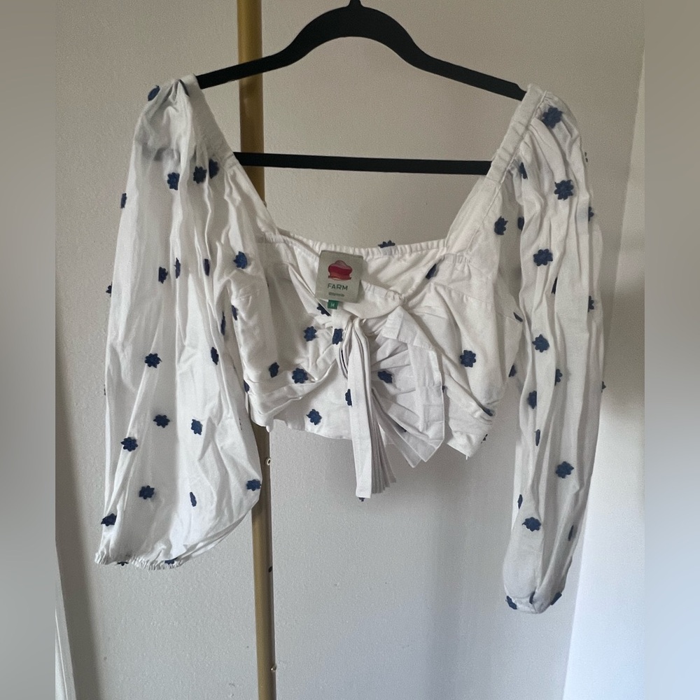 FARM Rio White Cotton Crop Bow Blouse with Blue Embroidered Flowers Women MED